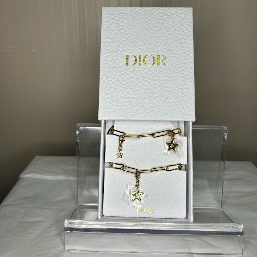 Dior Gold Star Charm Bracelet - Picture 5 of 5